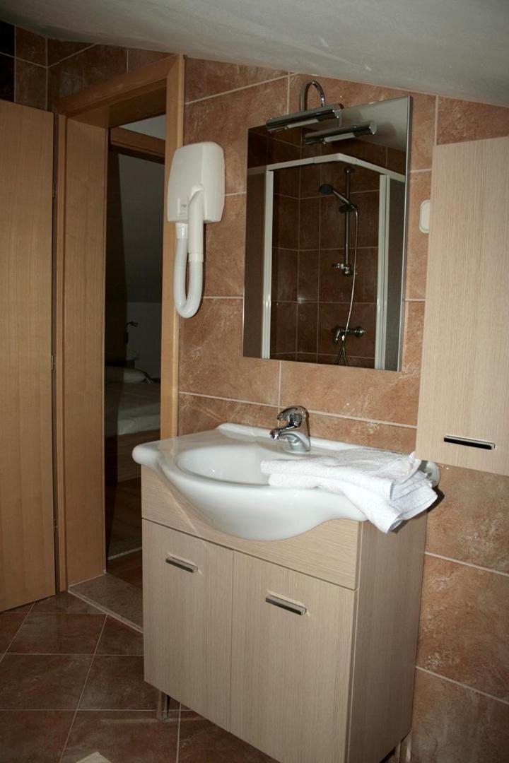 Fineda Grande Apartments Poreč Kültér fotó